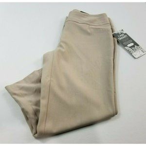 Maurices Women Junior Size 5/6 Capri pants Beige with wide waist - New with Tag